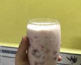A picture of step 3 of Strawberry Banana Smoothie 🍌 🍓.