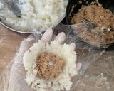 Pas rețetă Onigiri cu umplutura de ton 4 fotografie