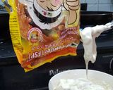 Hình bước làm 1 của món Mực lăn bột chiên giòn