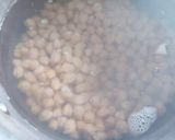Foto del paso 1 de la receta: Garbanzos con cecina y chorizo parrillero