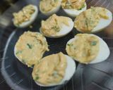 Foto del paso 5 de la receta: Huevos rellenos, rápidos y muy ricos