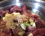 Foto langkah ke 2 dari resep Bola Daging Masak Kecap.