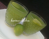 A picture of step 2 of Cucumber lemonade.