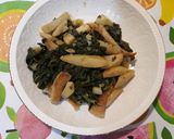 Foto del paso 5 de la receta: Espinacas con patatas fritas