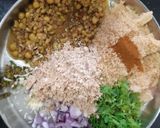 વધેલા મિસળ માંથી કટલેસ (Leftover Misal Cutlet Recipe In Gujarati) રેસીપી સ્ટેપ1ફોટો