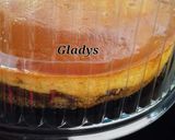 A picture of step 7 of Chocoflan 😋.