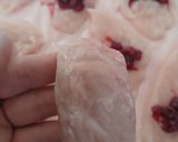 عکس مرحله 3 از دستور رول مرغ آلبالویی 🌸