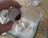 Foto del paso 2 de la receta: Licuado de plátano con 3 ingredientes en 3 pasos