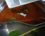 Foto langkah ke 6 dari resep Steamboat Homemade Kuah Tomyum.