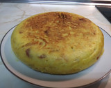 Foto del paso 7 de la receta: Tortilla rellena de jamón cocido y queso