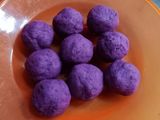 Bola - bola Ubi Ungu