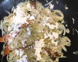 Foto del paso 3 de la receta: Almejas en salsa de brandy con cebolla