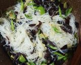 Foto langkah ke 4 dari resep Oseng soun jamur kuping.