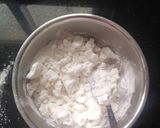 A picture of step 2 of Rice flour chapati with green chutney.