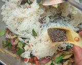 A picture of step 5 of Leftover fried rice in cabbage cups.