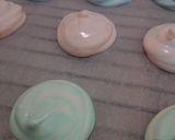 Foto del paso 4 de la receta: Fantasmas y monstruos de merengue