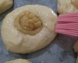Foto langkah ke 4 dari resep Strawberry Tartlet Bread.