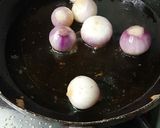 આખી ડુંગળી નુ શાક(akhi dungri nu shaak recipe in gujarati) રેસીપી સ્ટેપ3ફોટો