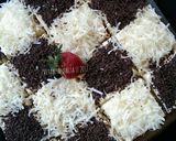 Foto langkah ke 6 dari resep Bolu jadul papan catur.