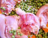 Foto del paso 2 de la receta: Este es un arvejado de pollo receta de mi abuelita