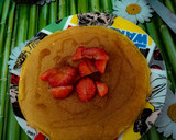 Foto del paso 3 de la receta: Tortitas de garbanzos con fresas y miel casera
