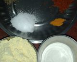 आलू पकोडा (aloo pakoda recipe in marathi) रेसिपी स्टेप 1 फोटो 