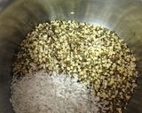 A picture of step 1 of Vegetable Masala Khichdi.