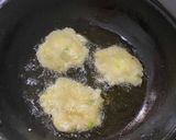 Foto langkah ke 5 dari resep Gamjajeon (Korean Potato Pancake).