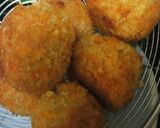 Foto langkah ke 7 dari resep Bola Bola Pisang Keju.