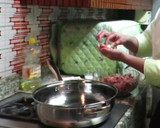 Foto del paso 4 de la receta: Albóndigas rellenas de queso crema