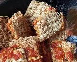 Foto langkah ke 4 dari resep Resep Mie Kriuk Balado.