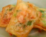 Foto langkah ke 4 dari resep Martabak Telur Rumahan.