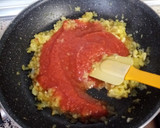 Foto del paso 1 de la receta: Bacalao con tomate y carne de pimiento choricero