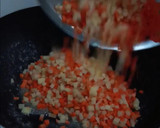 Foto langkah ke 2 dari resep Risoles rogout sayur lipat amplop dan segitiga.