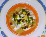 A picture of step 5 of Roti ke Dahibhalle.