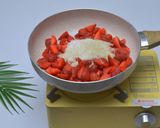 Foto langkah ke 1 dari resep ICHIGO DAIFUKU MOCHI | MOCHI ISI STRAWBERRY.