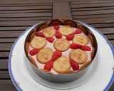 Une image de l'étape 7 de Charlotte sablée aux fraises.