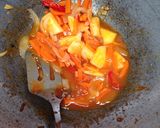Foto langkah ke 2 dari resep Bratwurst asem manis.