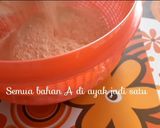 Foto langkah ke 1 dari resep Bolu Gaplek Saus Karamel ala Rianti Kitchen.