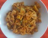 Foto del passaggio 4 della ricetta Farfalle alle zucchine & pangrattato..🥰🥰