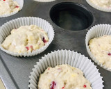 A picture of step 4 of Raspberry Banana Muffins.