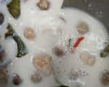 รูปขั้นตอนการทำที่ 4 ของ ต้มข่าไก่
