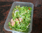 Foto del paso 3 de la receta: Tupper de ensalada con sardinas y vinagreta