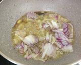 A picture of step 6 of Spinach Chicken with Coconut Milk.