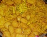 मिक्स वेज पकोड़ी रेसिपी चरण 2 फोटो