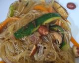 Foto del paso 7 de la receta Fideos de arroz con pasta de curry verde