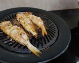 Foto langkah ke 3 dari resep Ikan panggang saus tiram tabur sambel dabu-dabu.