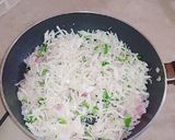 A picture of step 1 of Chicken vegetable spring rolls.