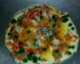 Foto langkah ke 3 dari resep Telur dadar + bakso & sosis bwt tuk sarapaan pagi.
