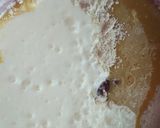 A picture of step 5 of Banana and berries loaf.